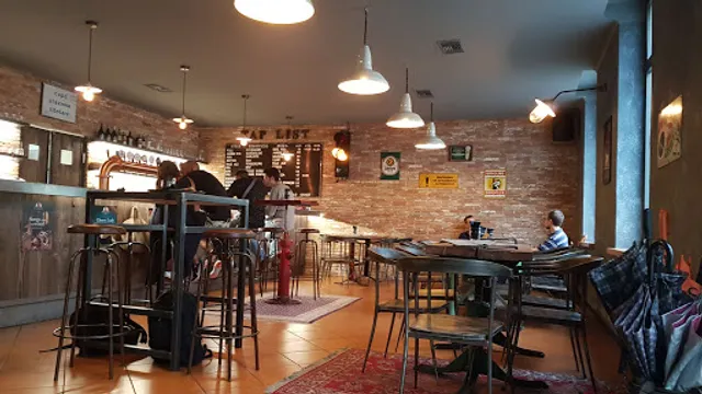 Public House | Hamburger & Birre artigianali