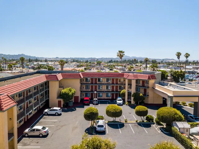 Rancho San Diego Inn& Suites, El Cajon