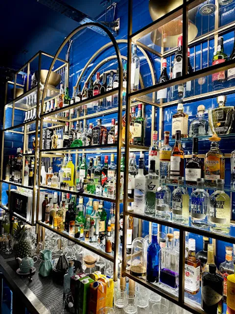 Astro Cocktail Bar