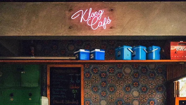 Klong Cafe’ Bar and restaurant : ร้านอาหาร คลอง คาเฟ่ by เรือนเสน่หา อัมพวา