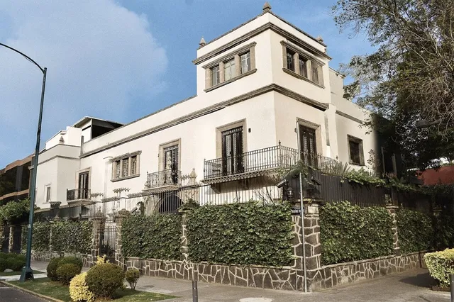 HOTEL PUG SEAL POLANCO ANATOLE FRANCE