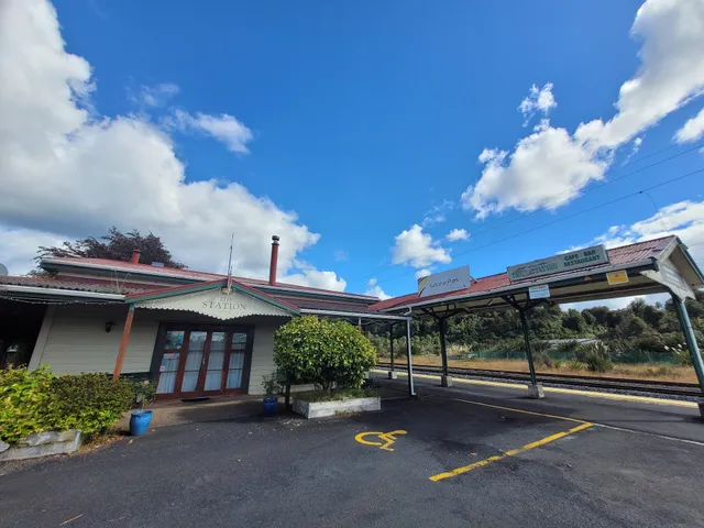 KiwiCamp National Park