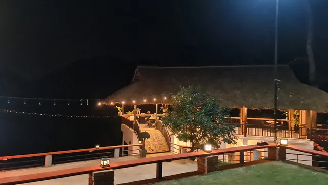 สวนส่อผ่า ฟาร์มสเตย์