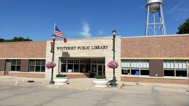 Winterset Public Library