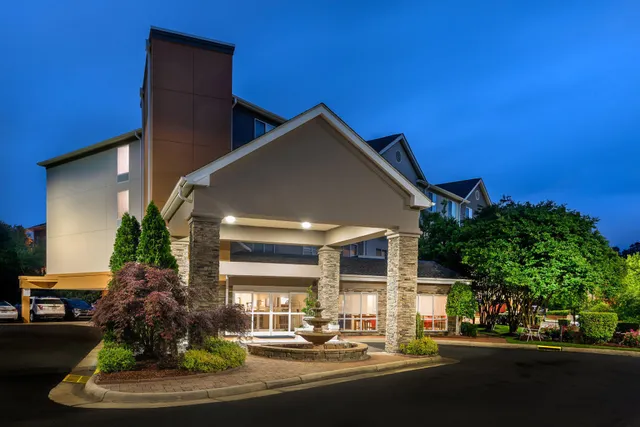 Holiday Inn Express Chapel Hill by IHG