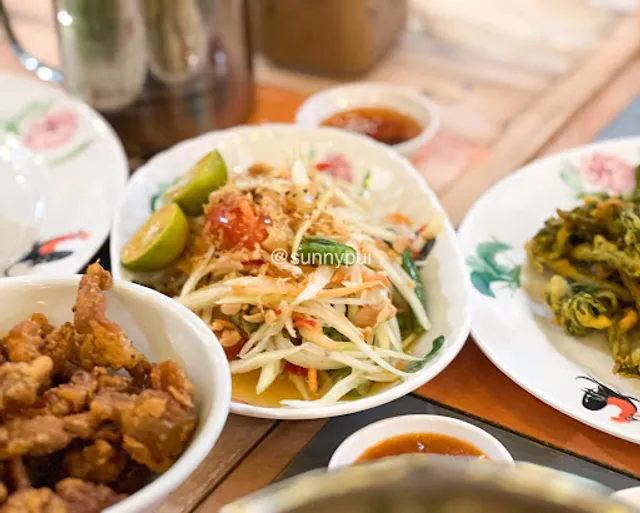 Tuk Tuk Thai Boat Noodle, Vivacity