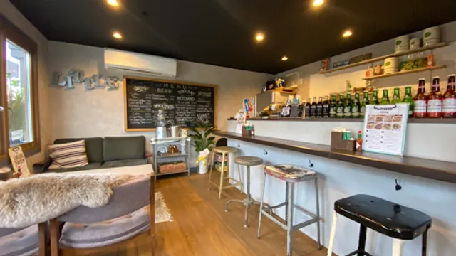 LITTLE+CAFE