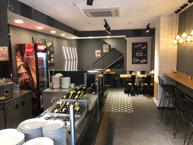 Şampiyon Kokoreç Kadıköy