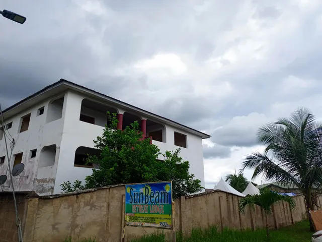 Sunbeam Retreat Lodge