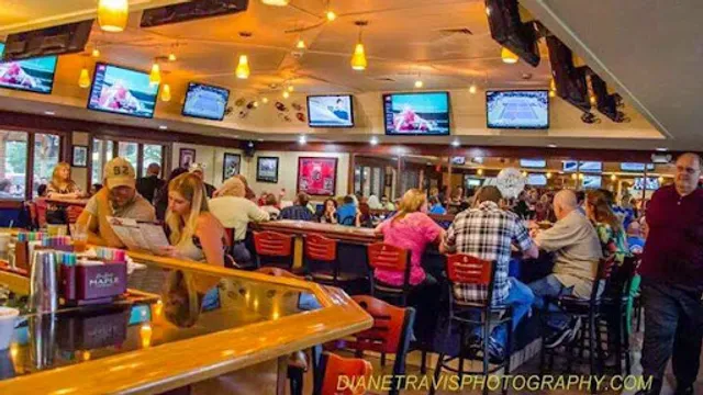 I Don't Know Sports Grille