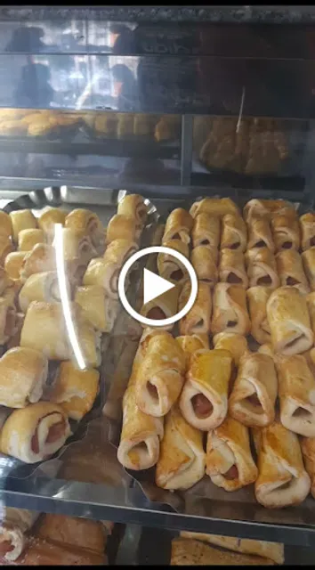 Padaria e Confeitaria Pão Quente