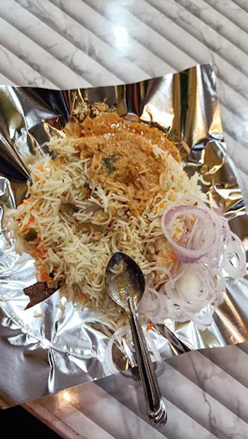 Abdul Muradabadi Chicken Corner