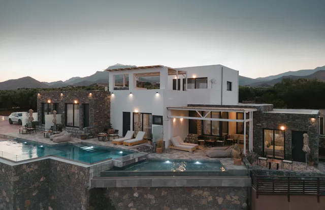 Plakakia Luxury Apartments