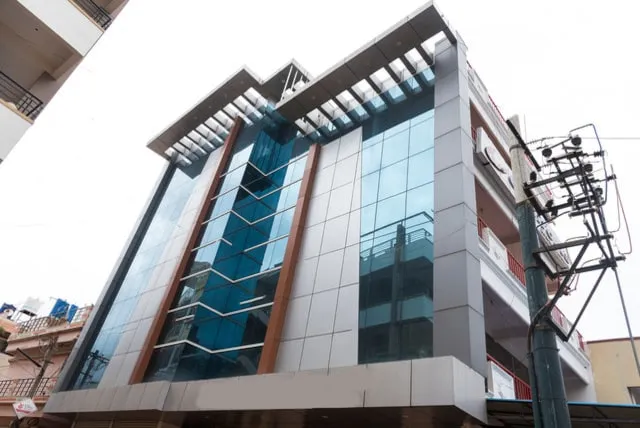 OYO 10010 R V Comforts