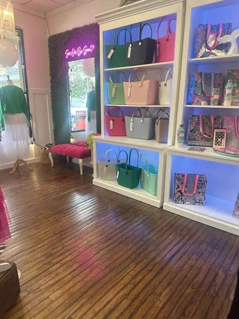 Sea Oar Be Seen Boutique