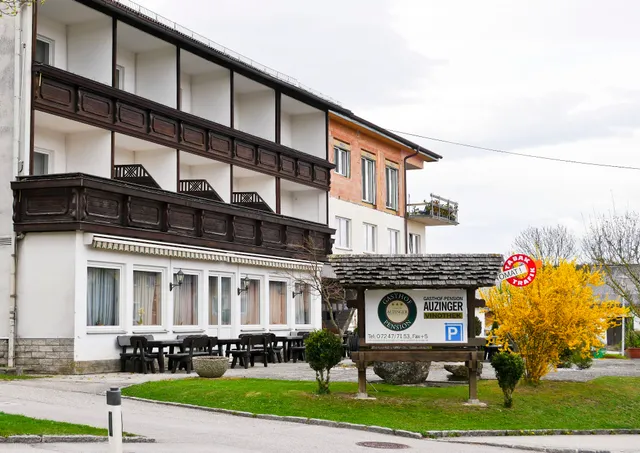 Gasthof Pension Auzinger