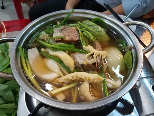 Lẩu bò Cô Thảo