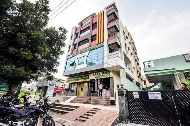 Hotel Kesar Amrapali