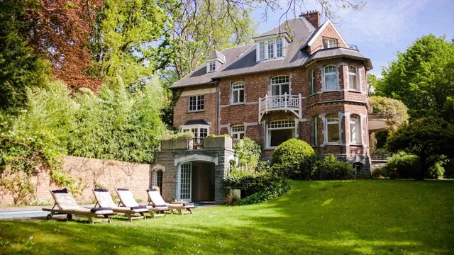 The House Chantecler