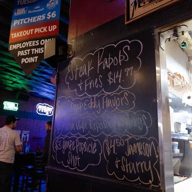 Mustang Sally's Bar & Grill