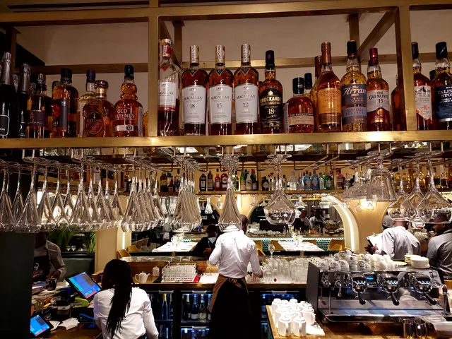 Le Comptoir Bar & Restaurant