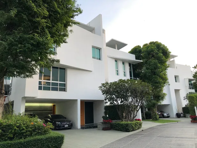 The Trees Sathorn เดอะทรีส์สาทร