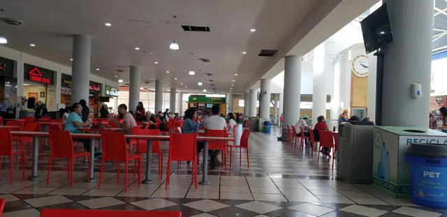 Plaza Real Food Court