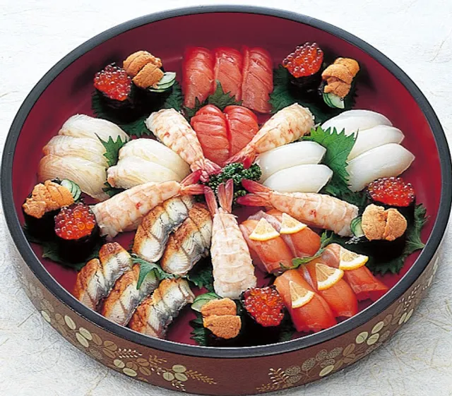 （有）寿司八百鶴 本店