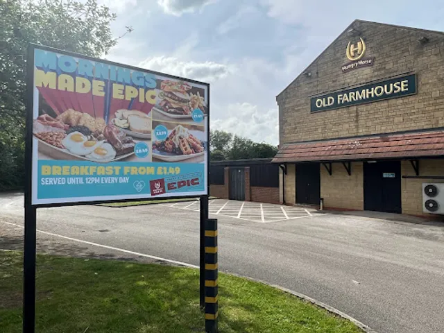 Old Farmhouse - Hungry Horse (Scunthorpe)