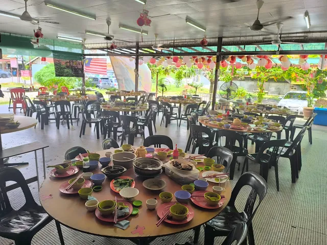 林记沙煲肉骨茶 Restoran Lim Kee Bak Kut Teh