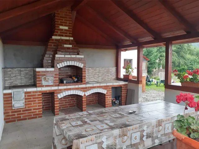 Căsuța din Pădure, Colibița