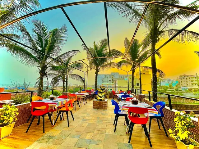 Sky Light Rooftop Cafe