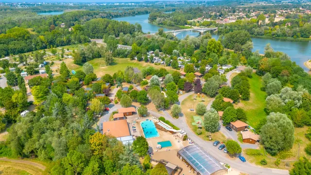 Camping Capfun - Portes du Beaujolais