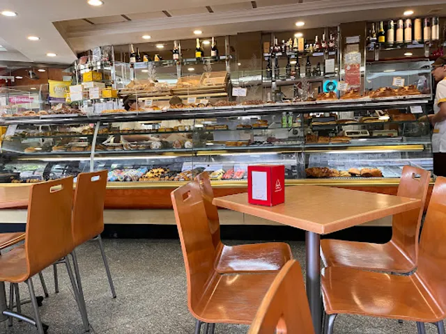 Padaria e Pastelaria Rainha VI