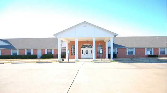 Calera Manor Nursing Home