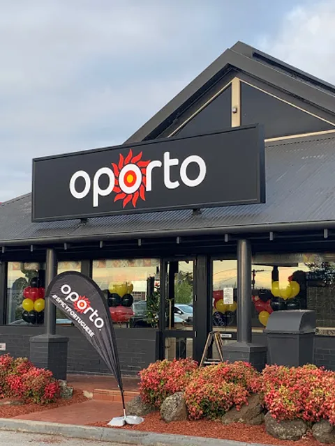Oporto Springvale Drive Thru
