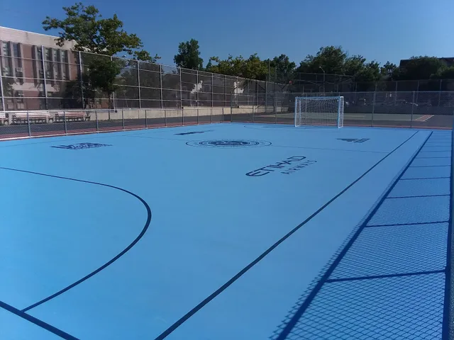 I.S. 072 Rocco Laurie