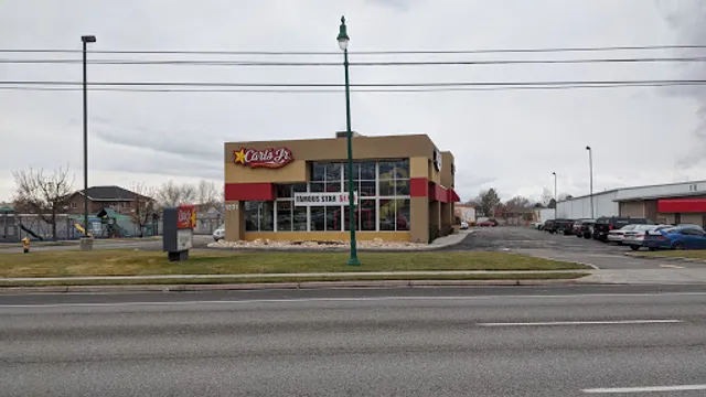 Carl’s Jr.