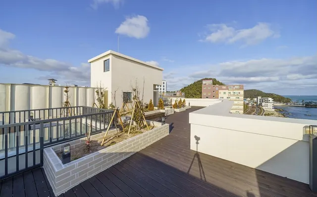 H moment hotel Songjeong