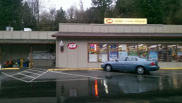 Cedar Village IGA