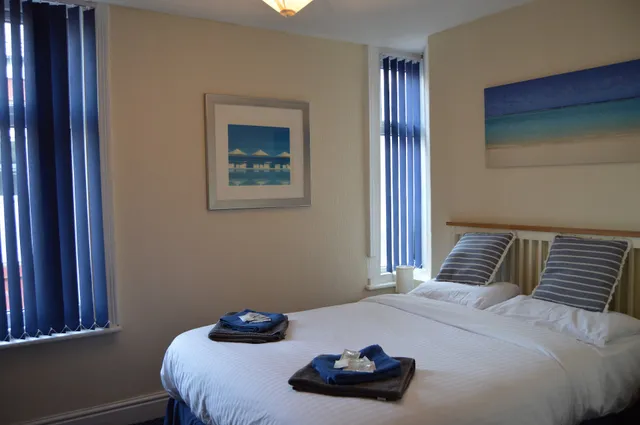 Central Cove Guest House