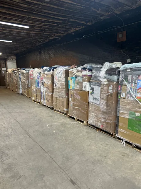 S&S bargain wholesale