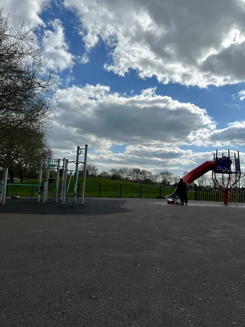 Children Play Area Normanton Park