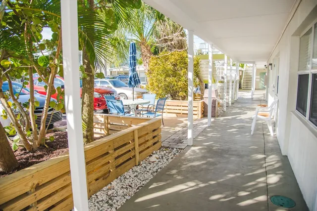 Regency Inn & Suites Sarasota