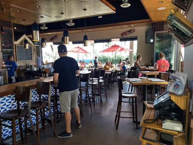 Simmzy's Restaurant Huntington Beach