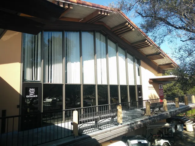 Stanford University Student Services Center