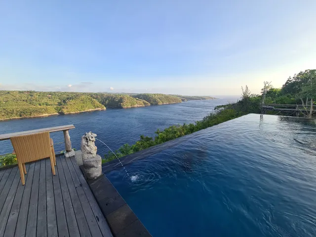 Ceningan Cliff Cottage
