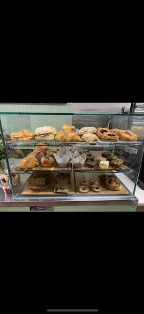 Mr and Mrs Jones General Store & Cafe