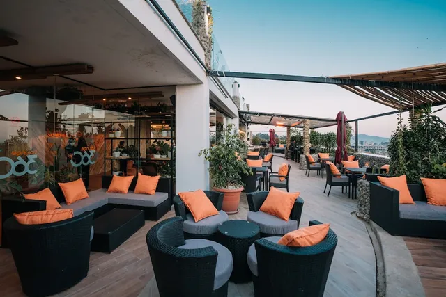 Monarch Parkview Hotel