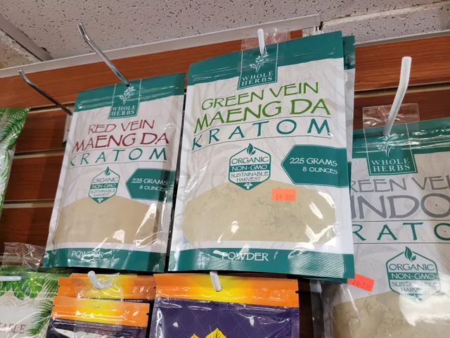 Smoke and Hookah Outlet